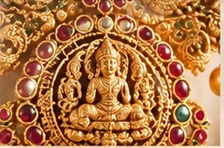 Close-up of the Lakshmi temple pendant